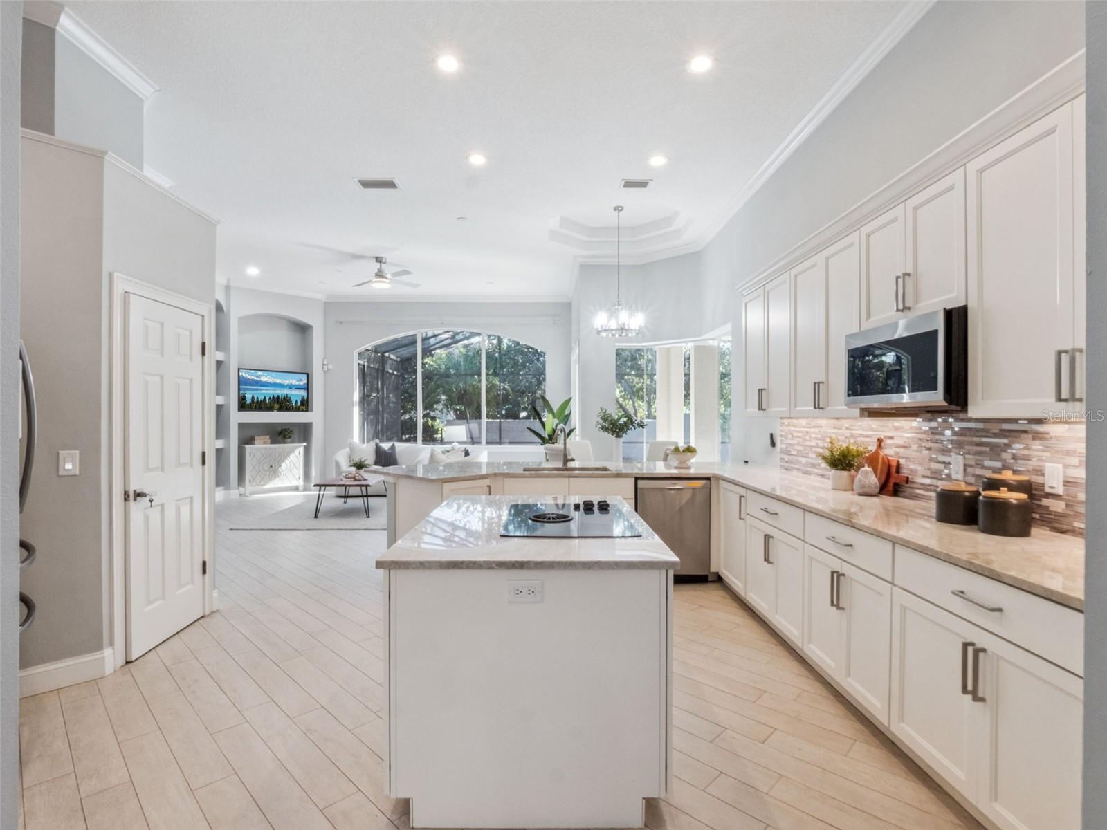 Image 8 of 29 For 2046 Westover Reserve Boulevard