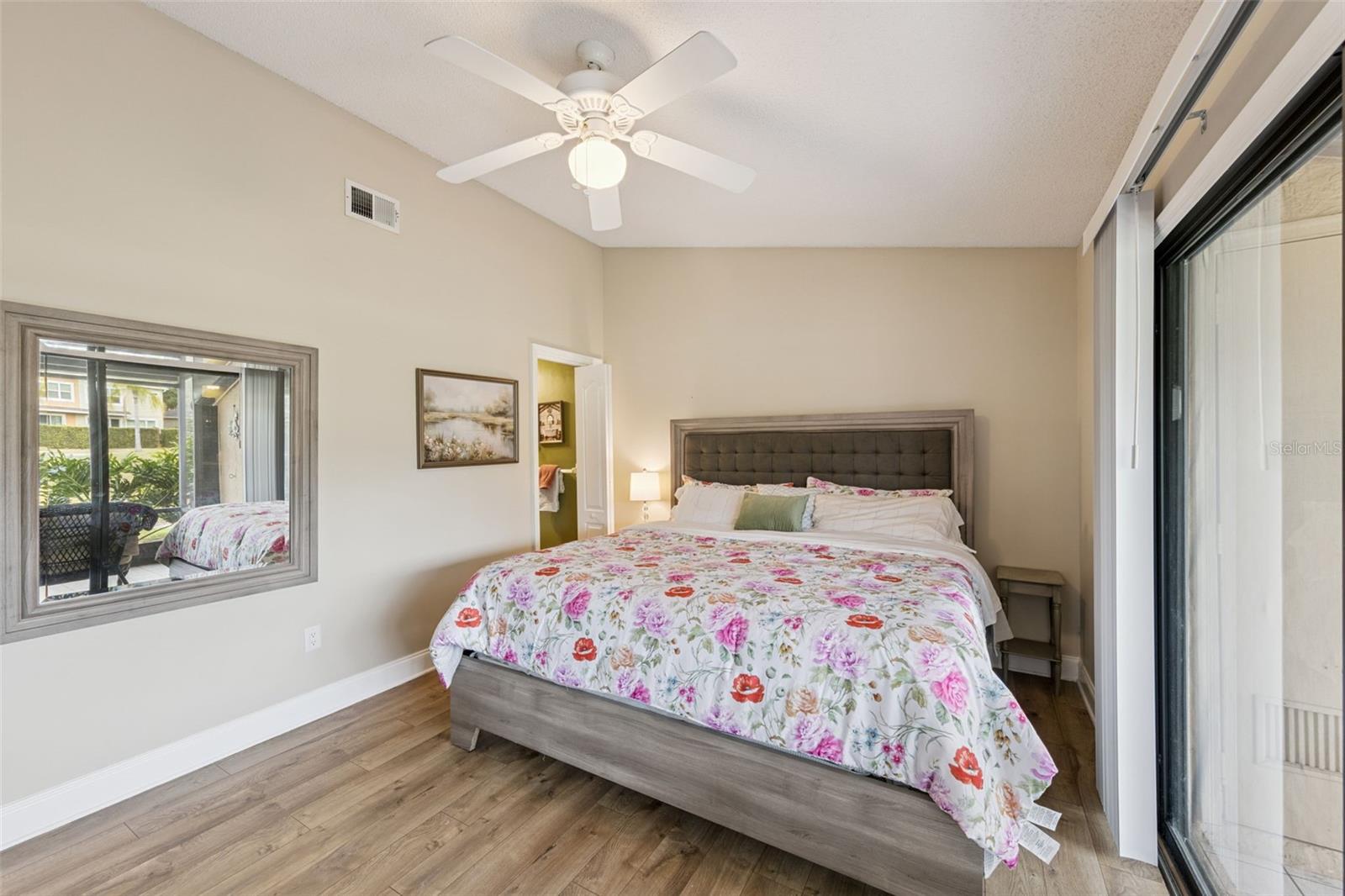 Image 10 of 25 For 1174 N Fairway Dr 1174