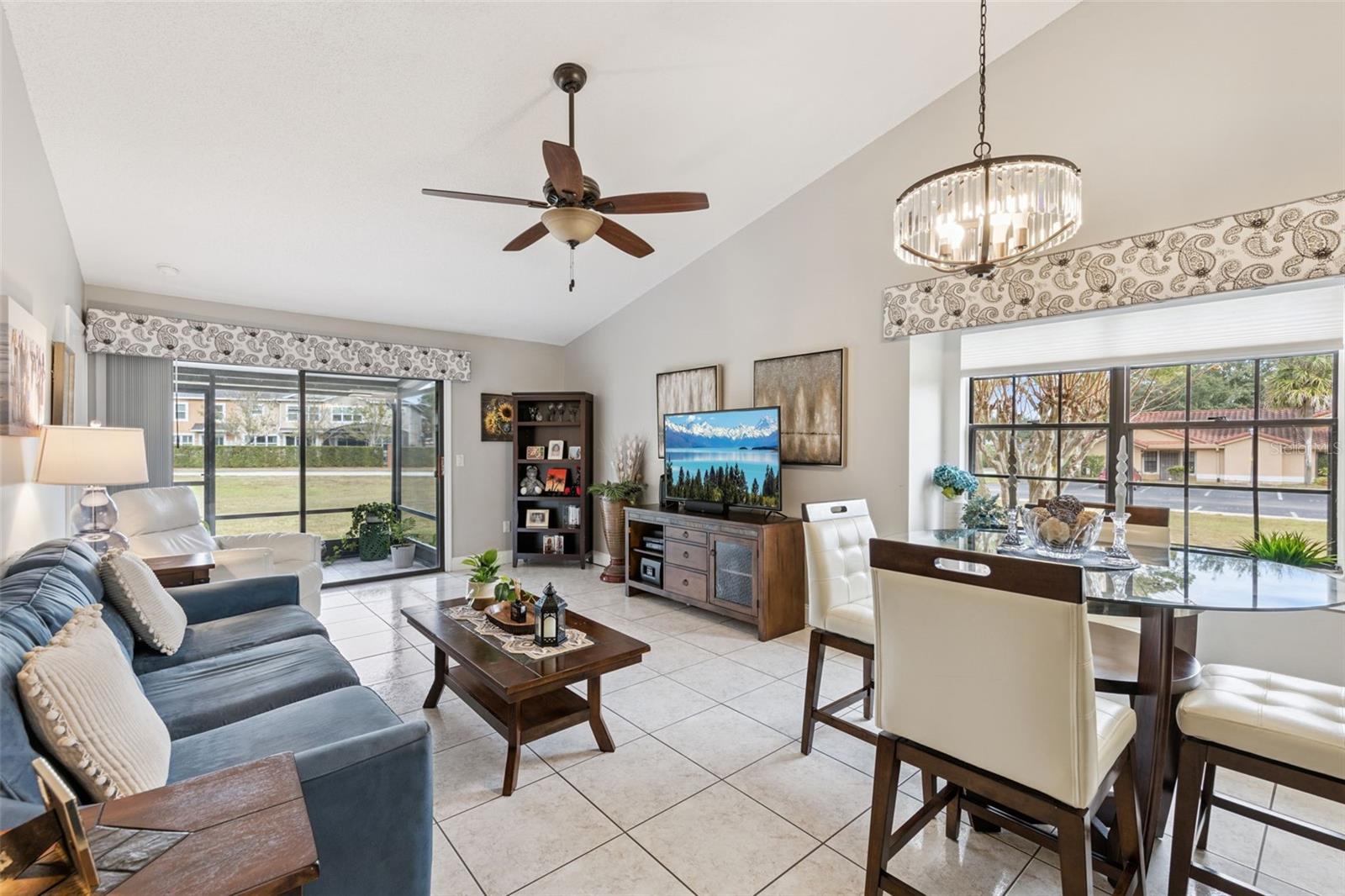 Image 5 of 25 For 1174 N Fairway Dr 1174