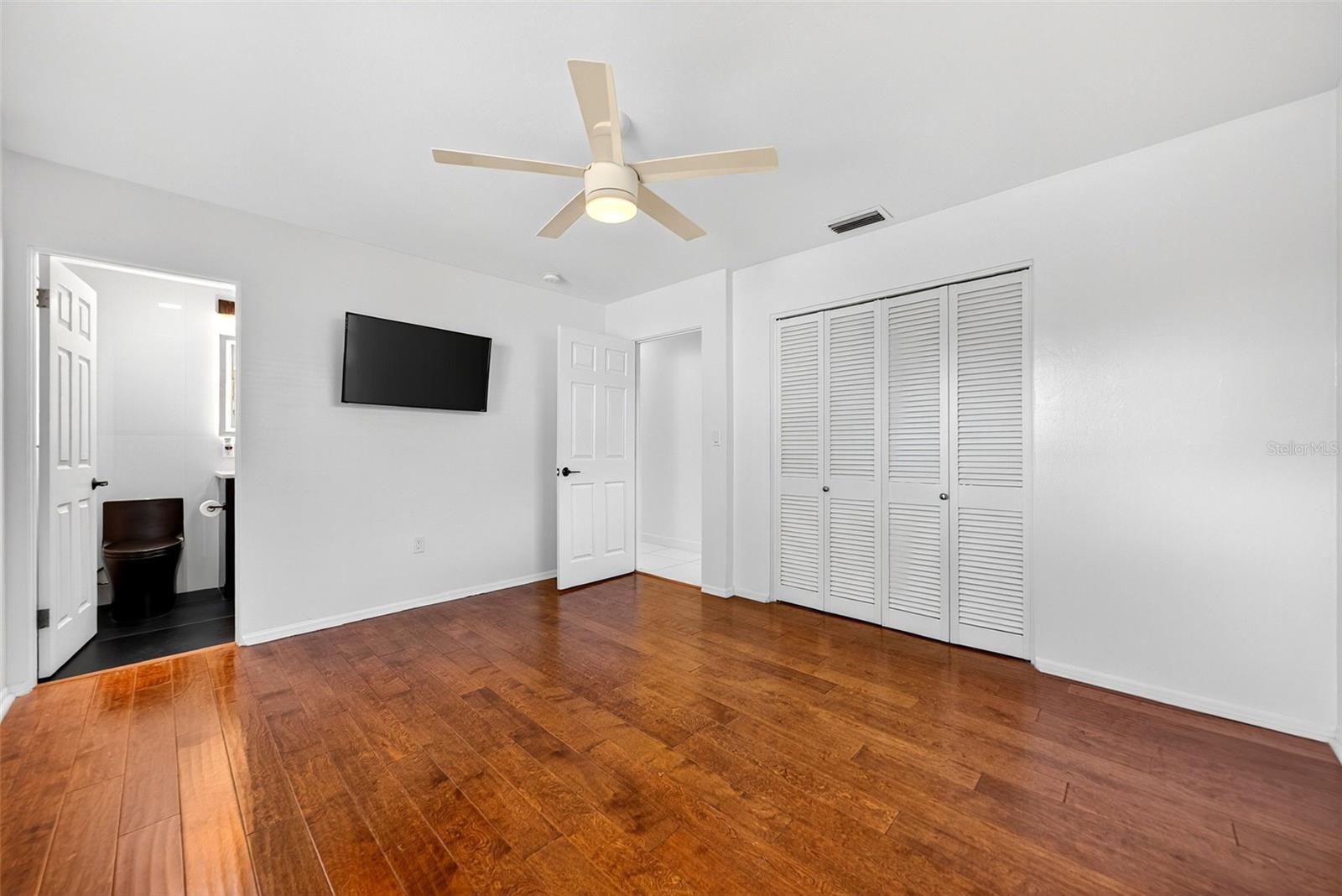 Image 33 of 63 For 5641 Antietam Drive