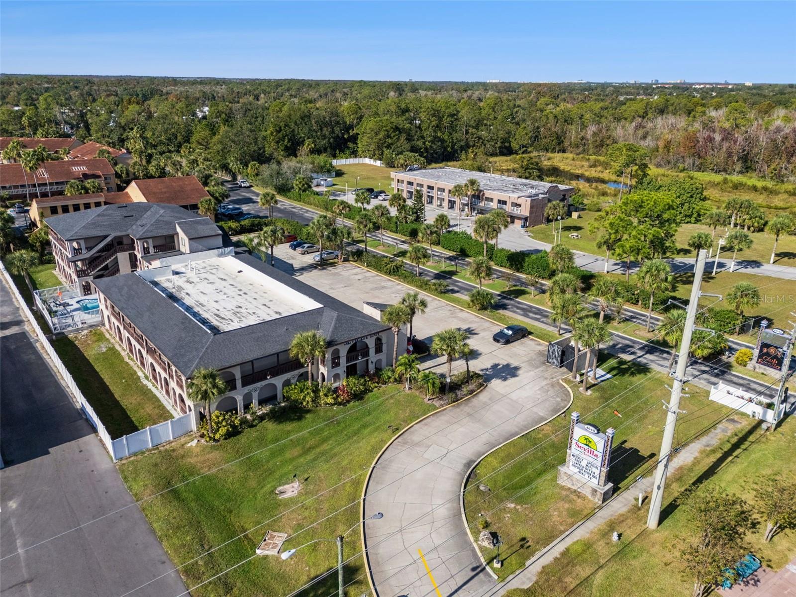 Image 16 of 20 For 4640 Irlo Bronson Memorial Highway