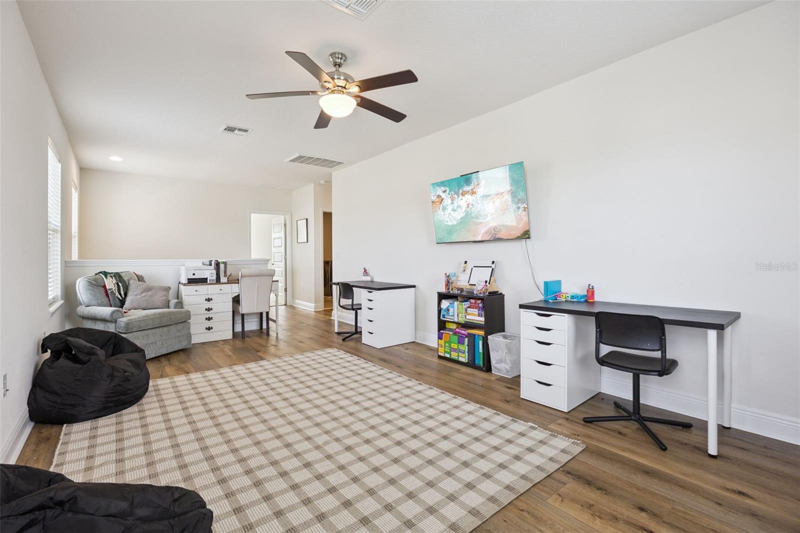 Image 14 of 89 For 16718 Harper Cove Drive