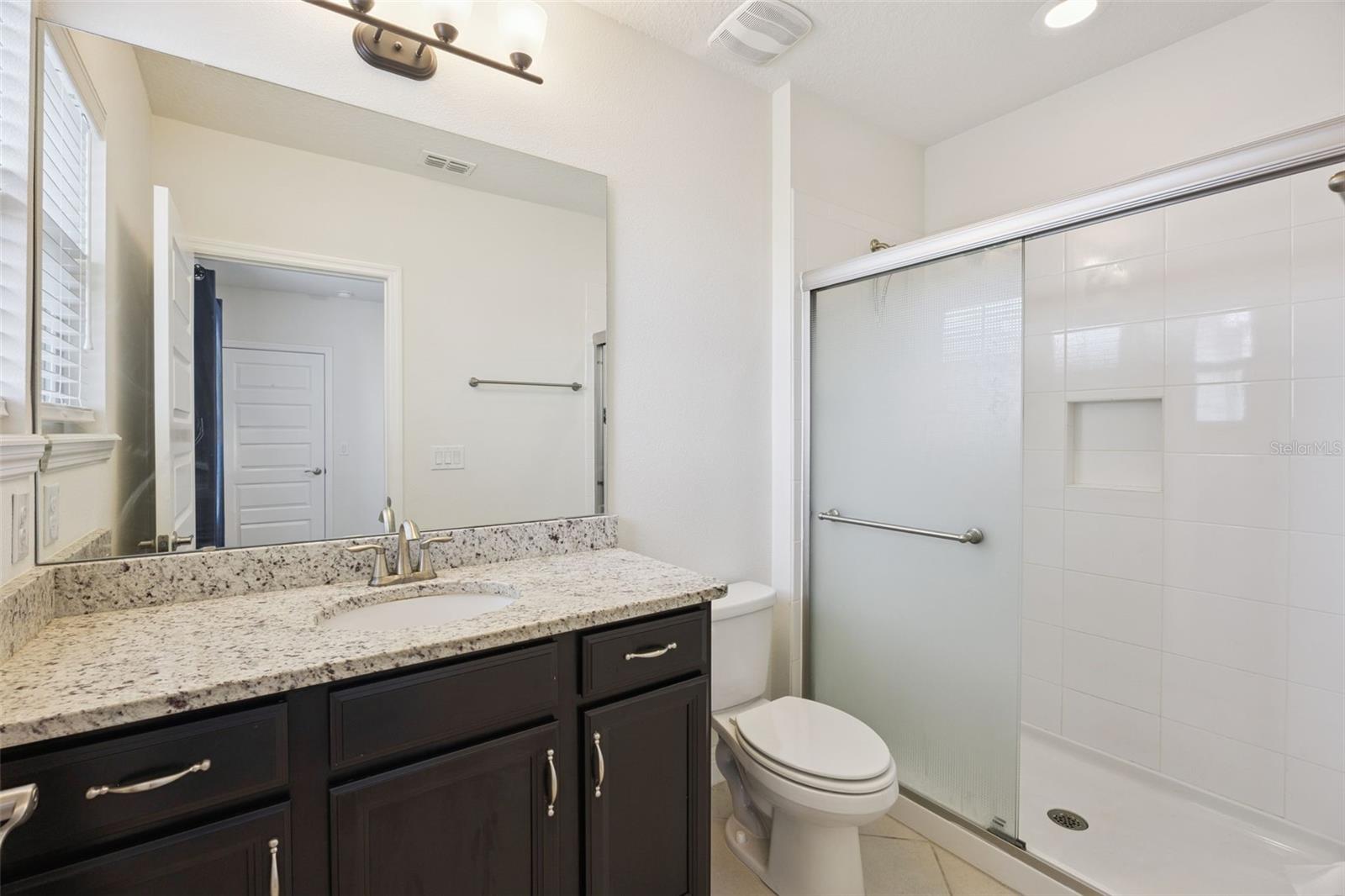 Image 28 of 89 For 16718 Harper Cove Drive