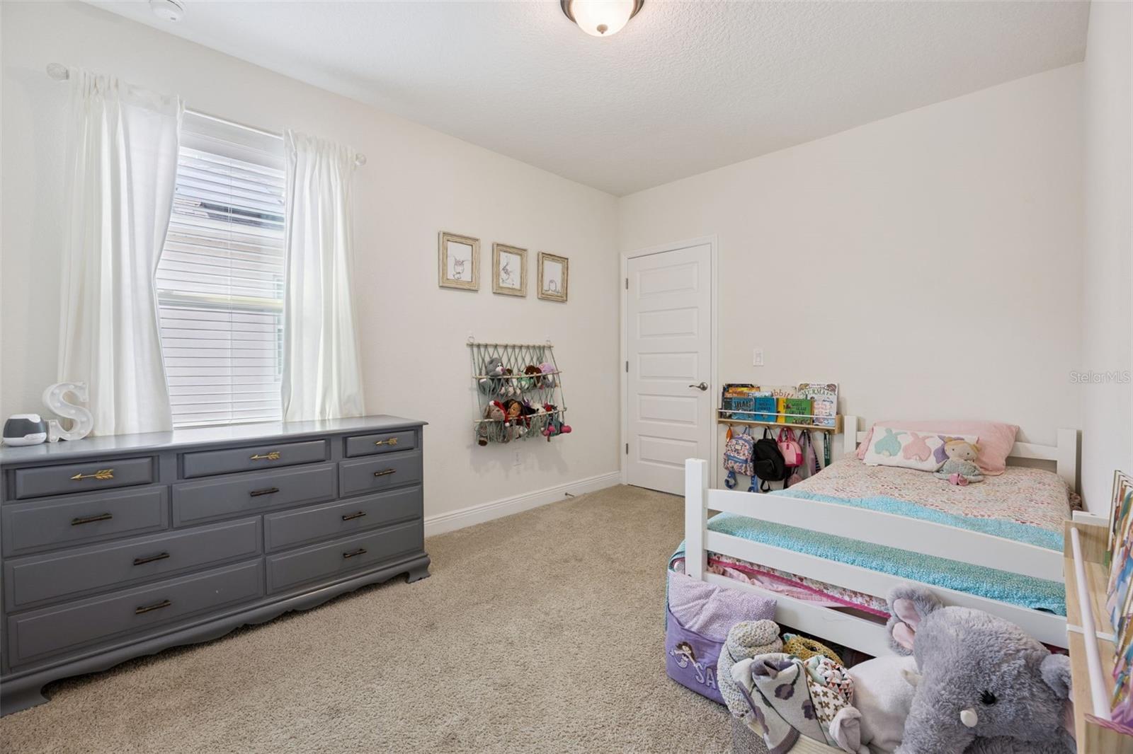 Image 33 of 89 For 16718 Harper Cove Drive