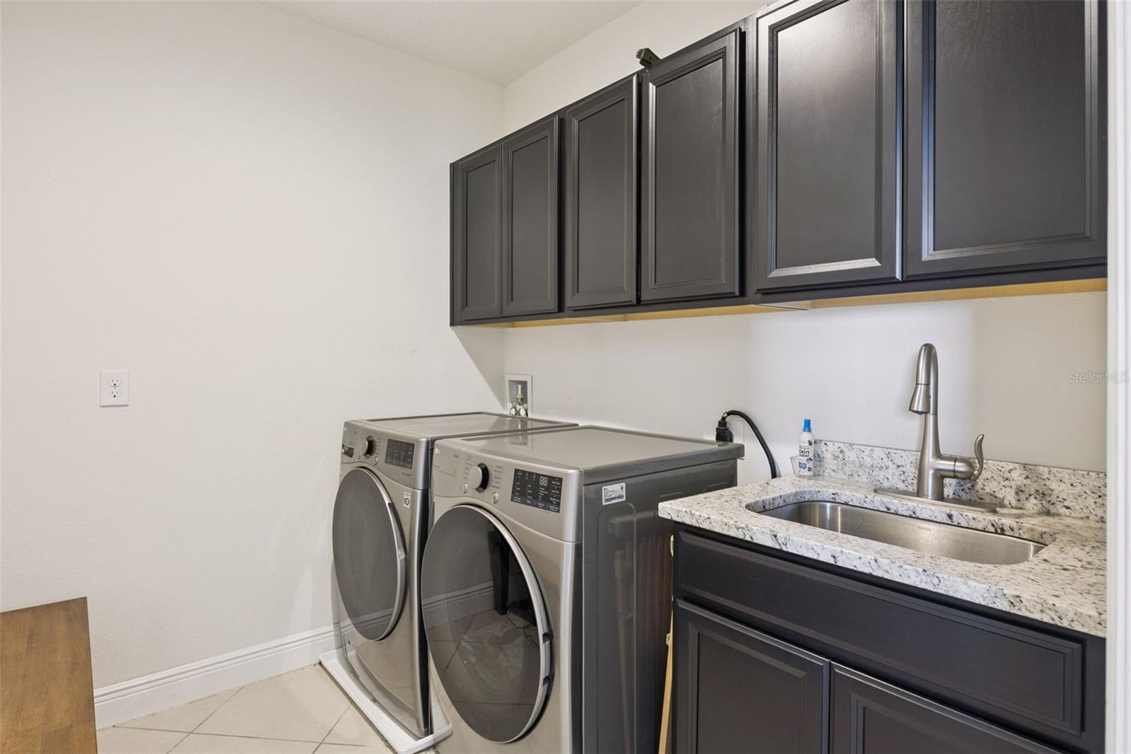 Image 38 of 89 For 16718 Harper Cove Drive