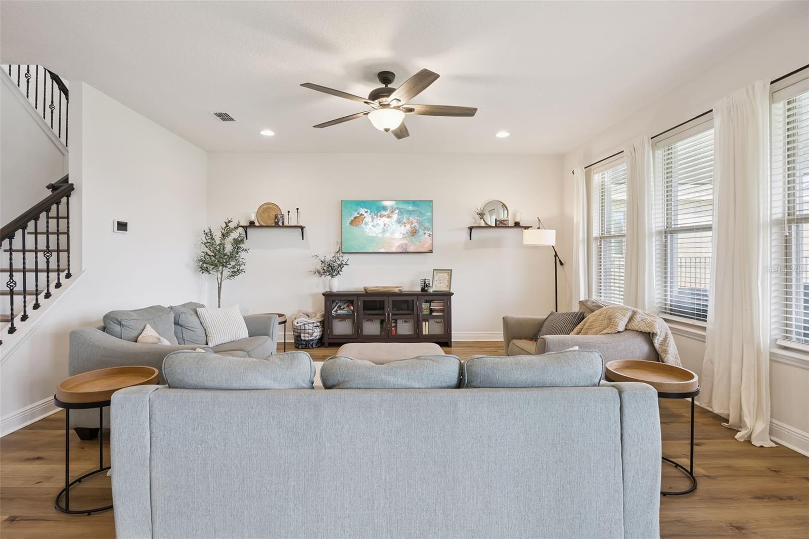 Image 5 of 89 For 16718 Harper Cove Drive