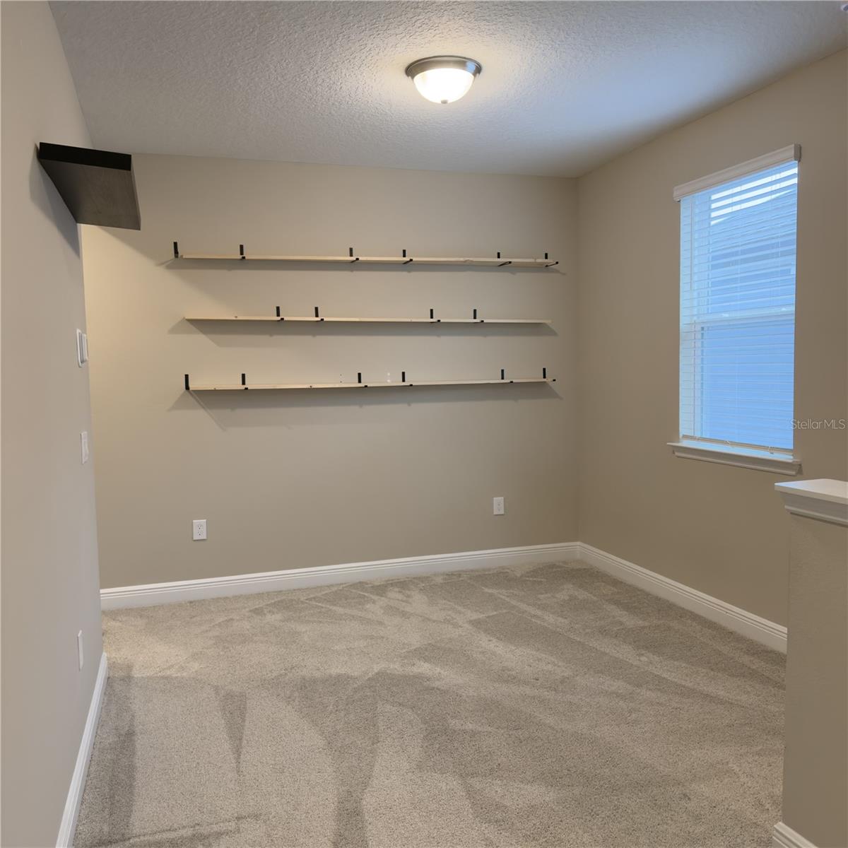 Image 12 of 30 For 14391 Braemar Street