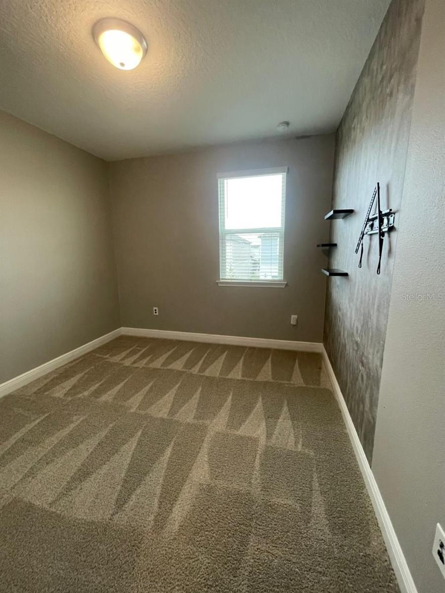 Image 18 of 30 For 14391 Braemar Street