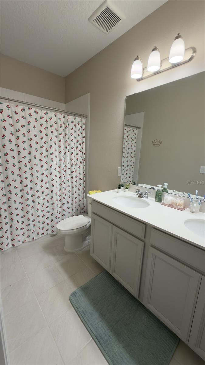 Image 21 of 30 For 14391 Braemar Street