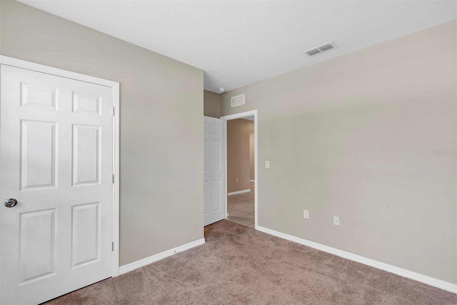 Image 11 of 32 For 2192 Rose Boulevard