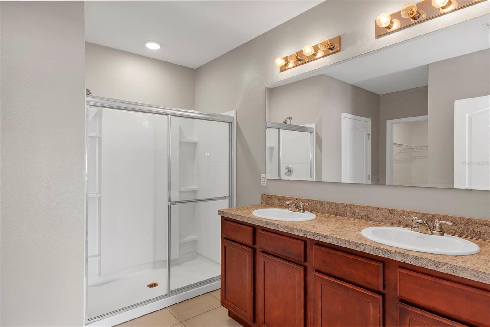 Image 27 of 32 For 2192 Rose Boulevard