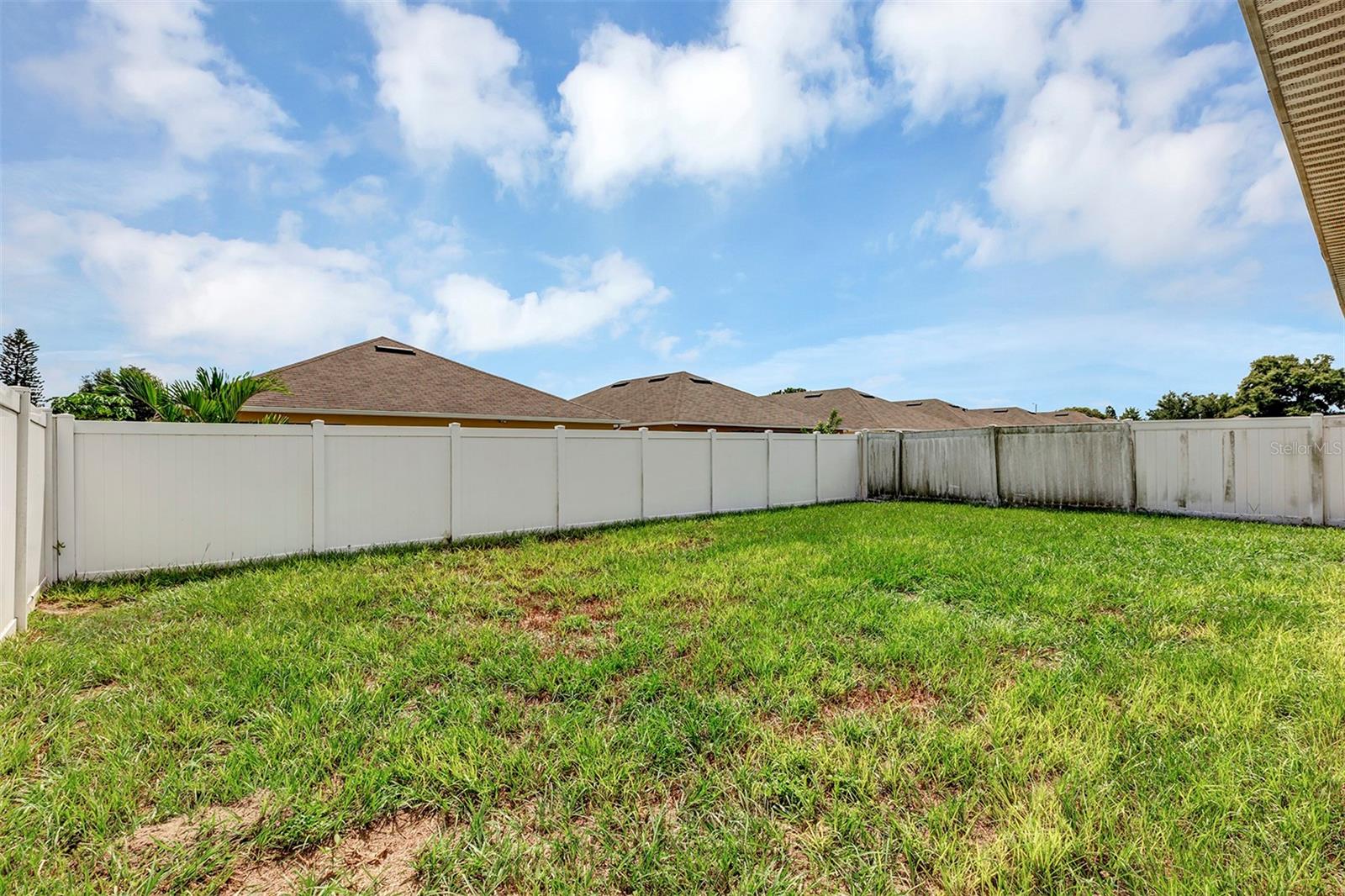 Image 29 of 32 For 2192 Rose Boulevard