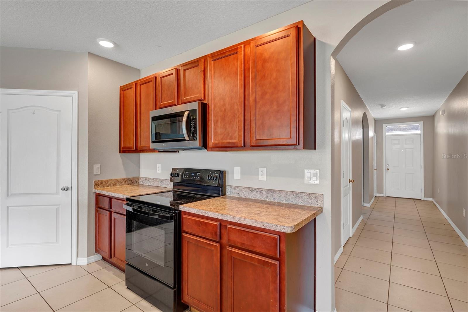 Image 4 of 32 For 2192 Rose Boulevard