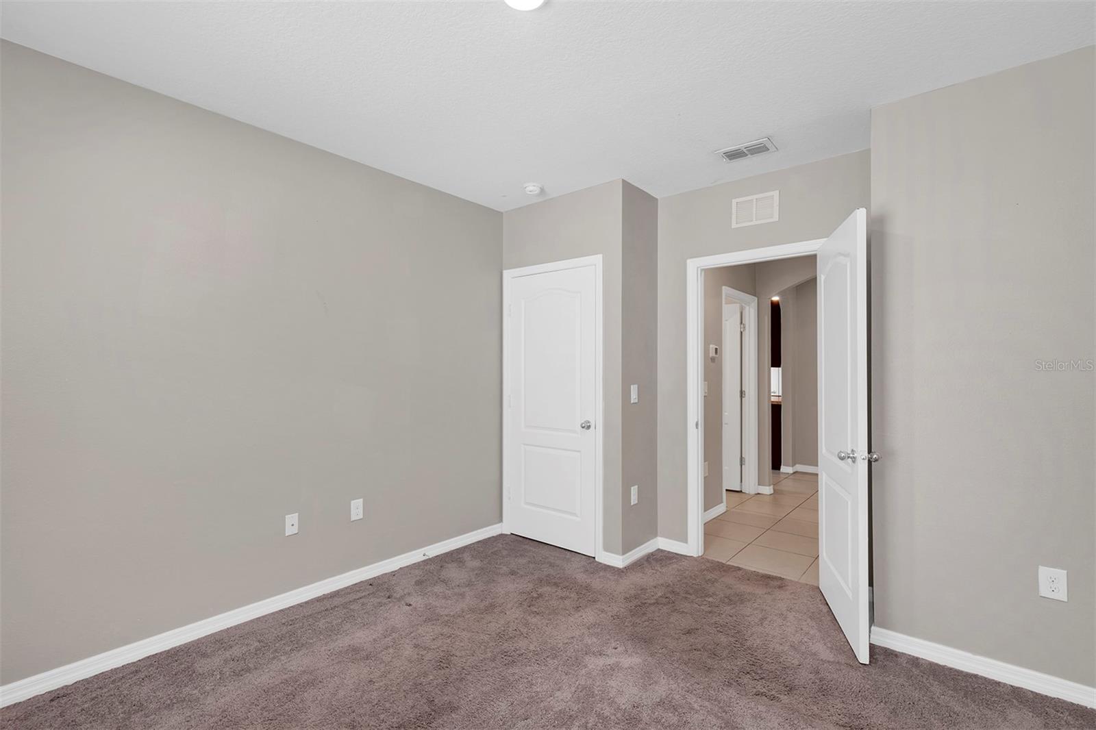 Image 9 of 32 For 2192 Rose Boulevard