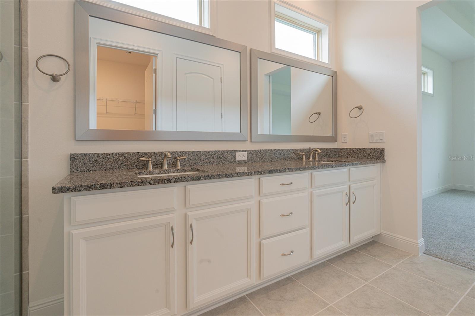 Image 23 of 39 For 13351 Camborne Place