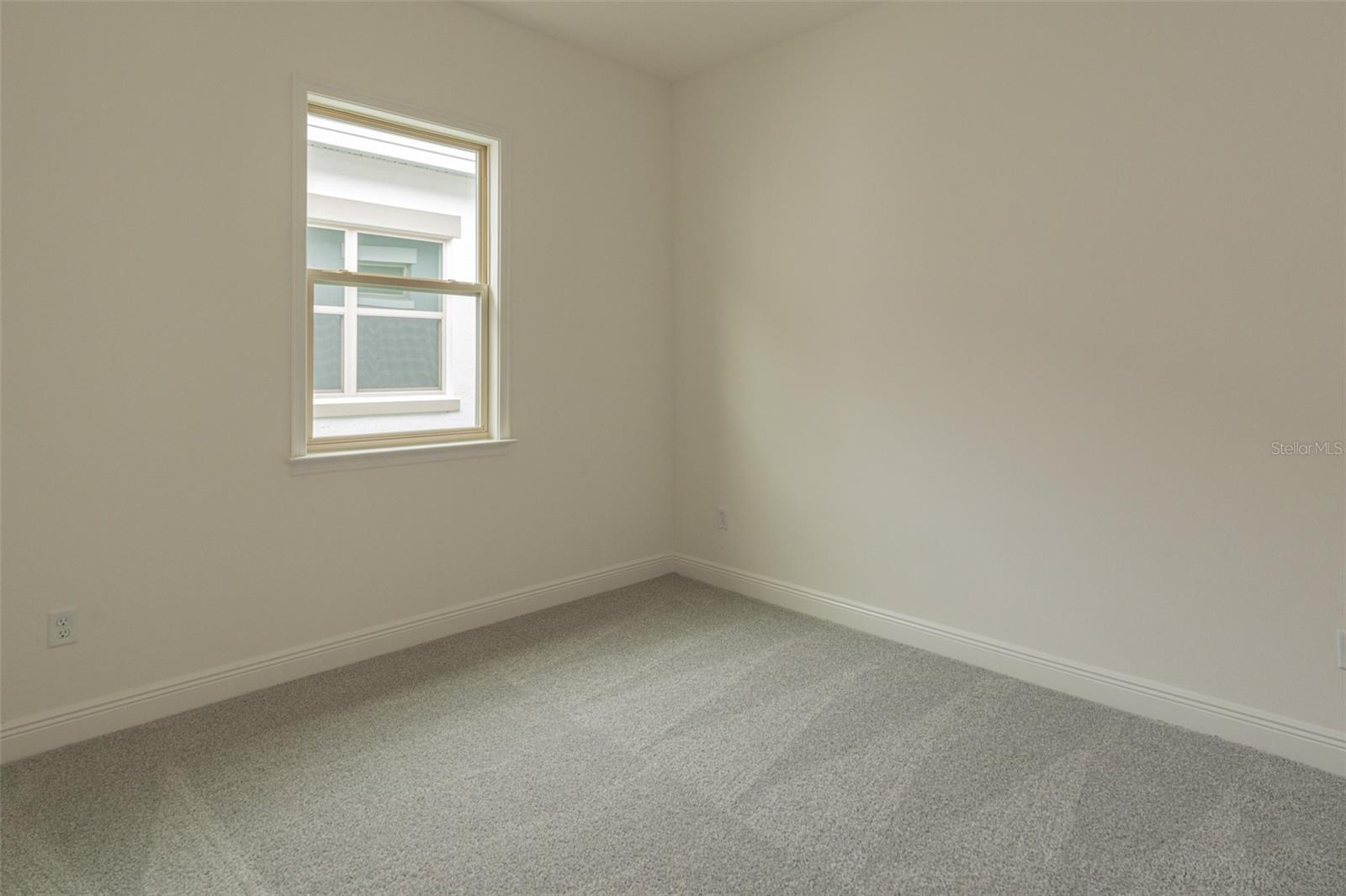 Image 25 of 39 For 13351 Camborne Place