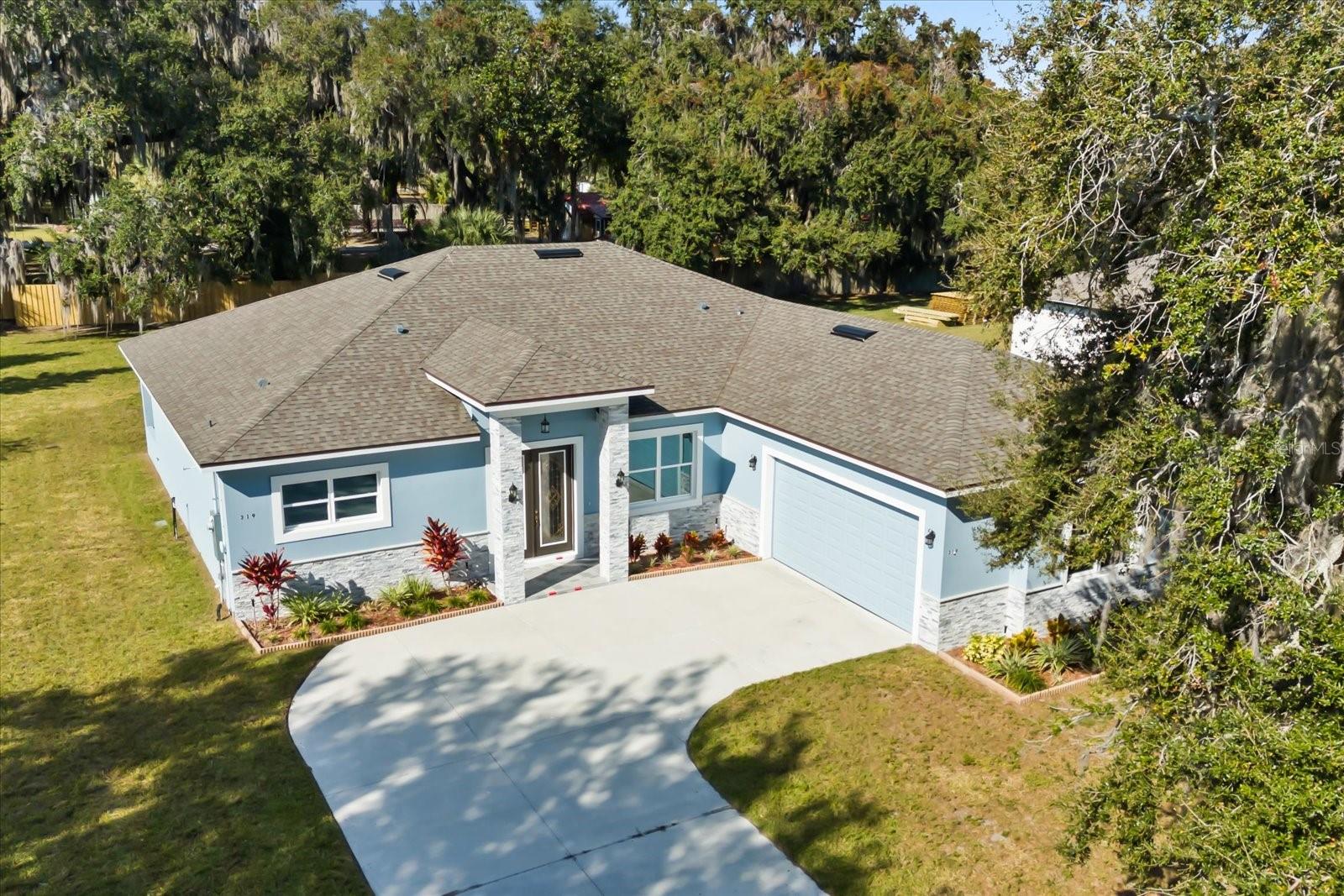 Image 19 of 21 For 319 Water Shore Drive