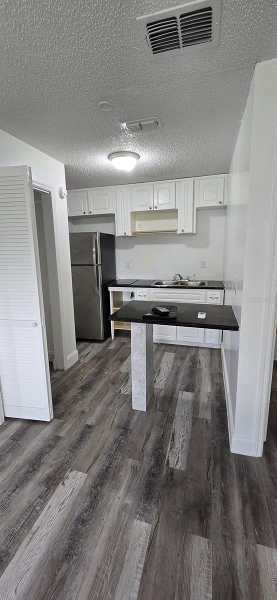 Image 5 of 6 For 669 Royalty Court B