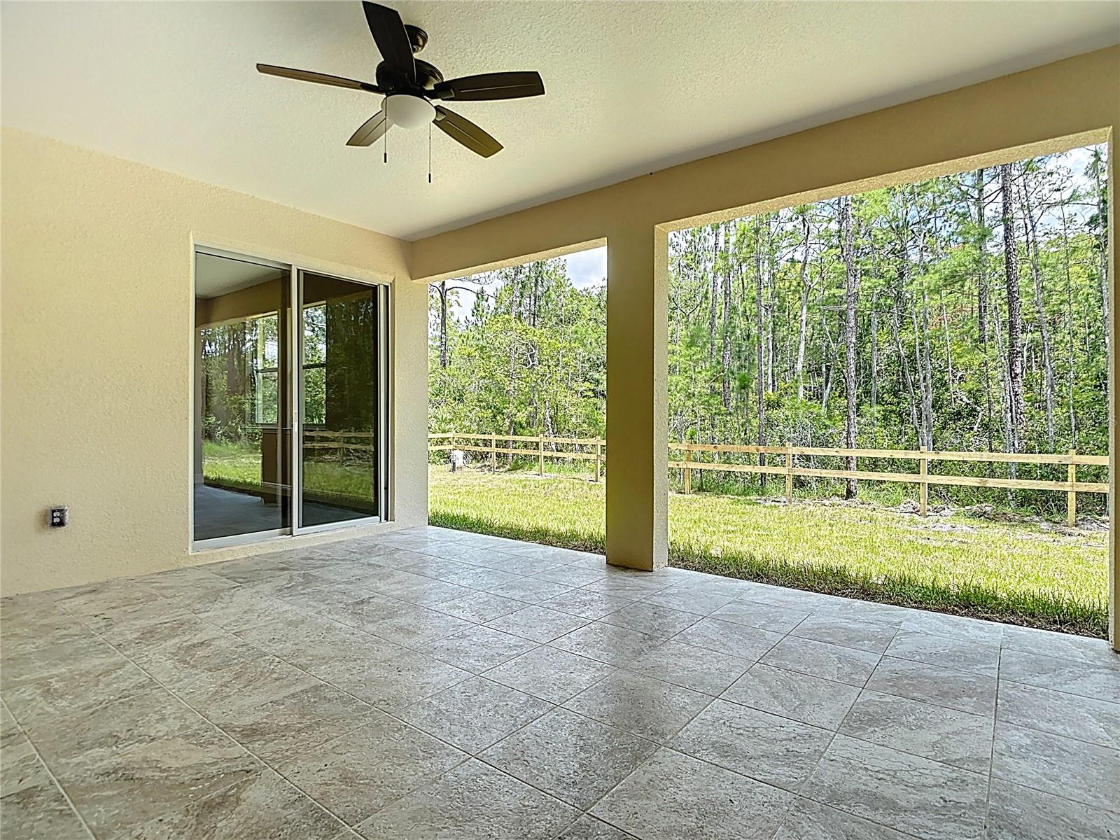 Image 52 of 67 For 19041 Mardi Gras Street