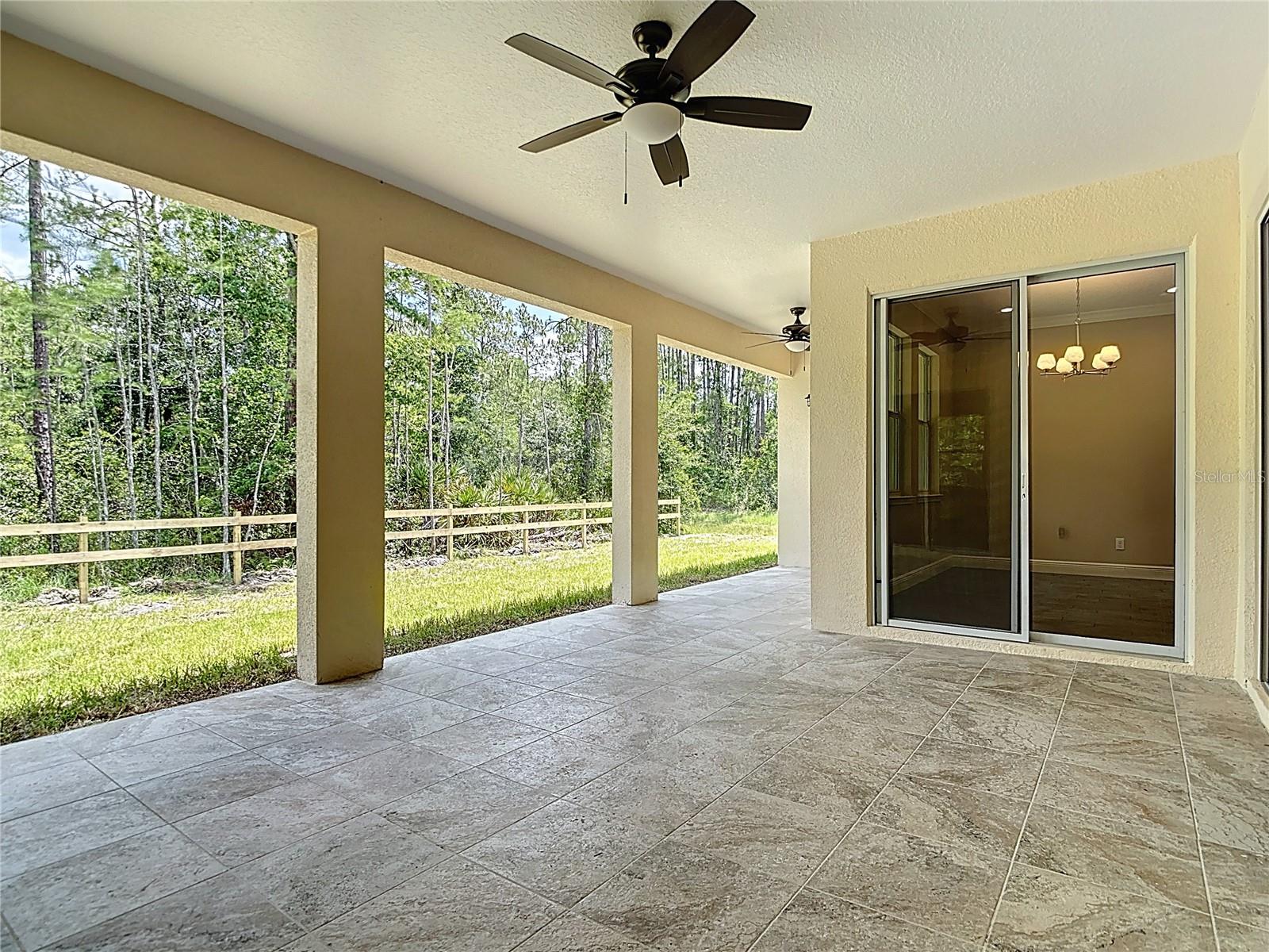 Image 53 of 67 For 19041 Mardi Gras Street