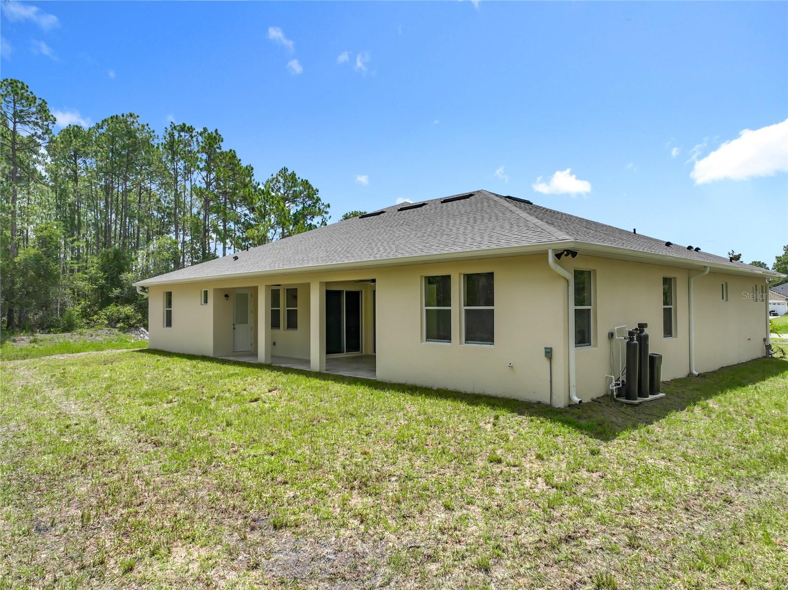 Image 56 of 67 For 19041 Mardi Gras Street