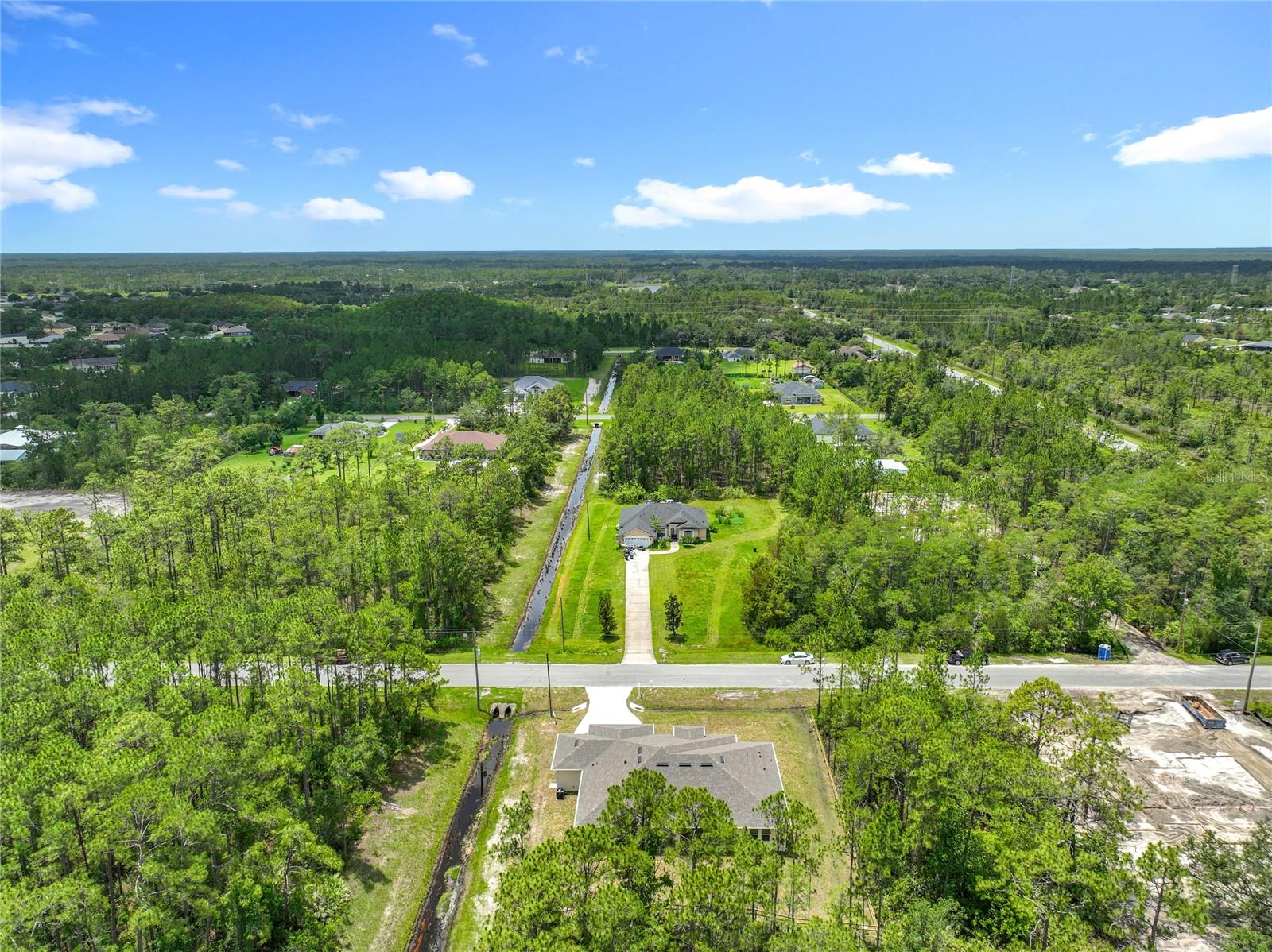 Image 60 of 67 For 19041 Mardi Gras Street