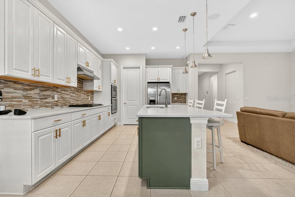 Image 14 of 37 For 15607 Sylvester Palm Drive