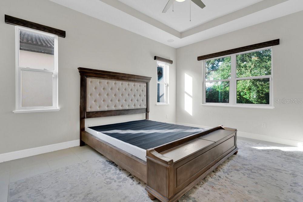 Image 19 of 37 For 15607 Sylvester Palm Drive