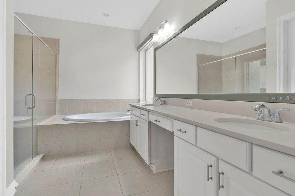 Image 21 of 37 For 15607 Sylvester Palm Drive