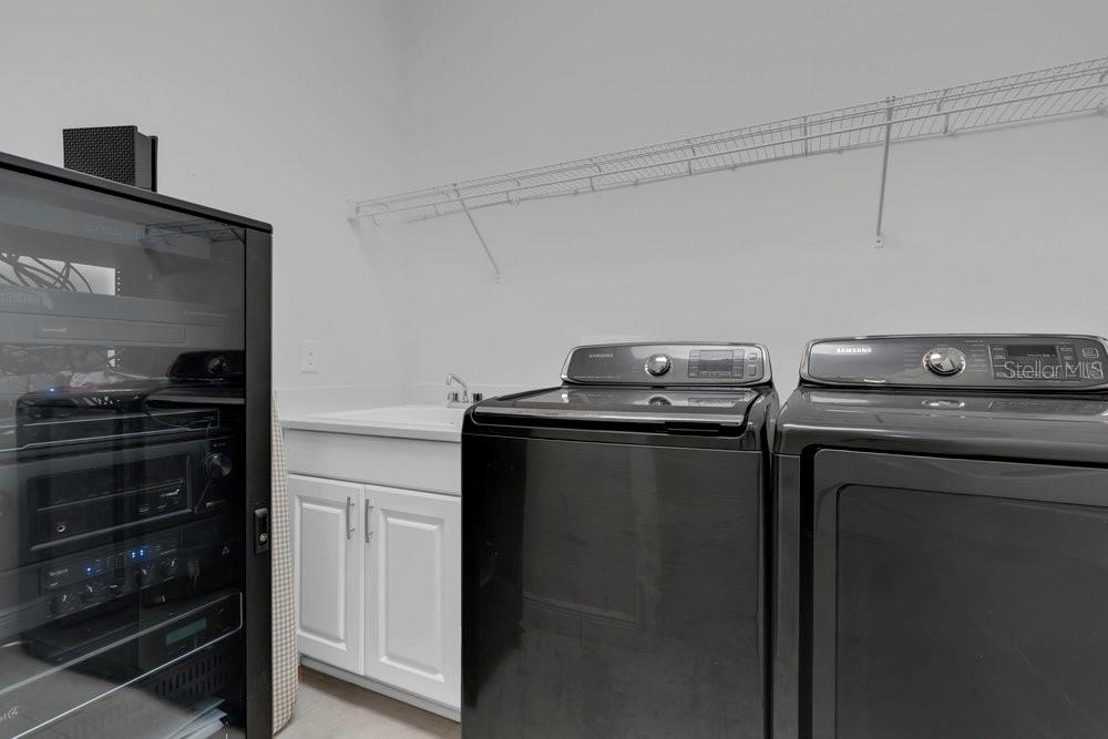 Image 27 of 37 For 15607 Sylvester Palm Drive