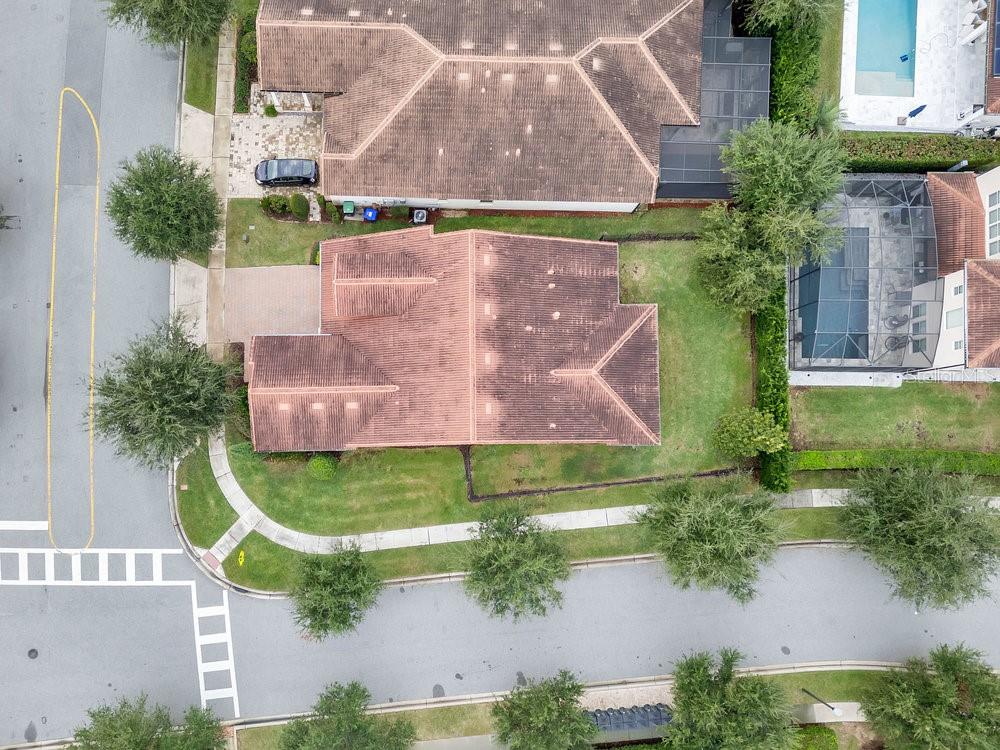 Image 33 of 37 For 15607 Sylvester Palm Drive