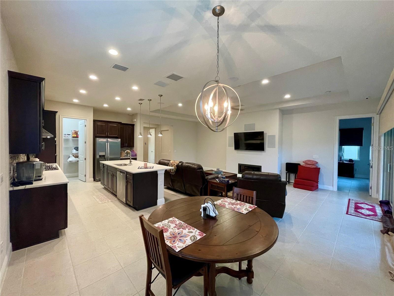 Image 4 of 7 For 15607 Sylvester Palm Drive