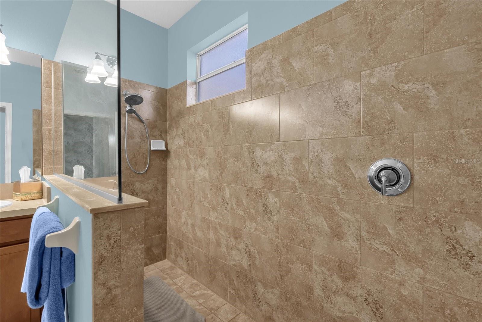 Image 14 of 48 For 3808 Serena Lane