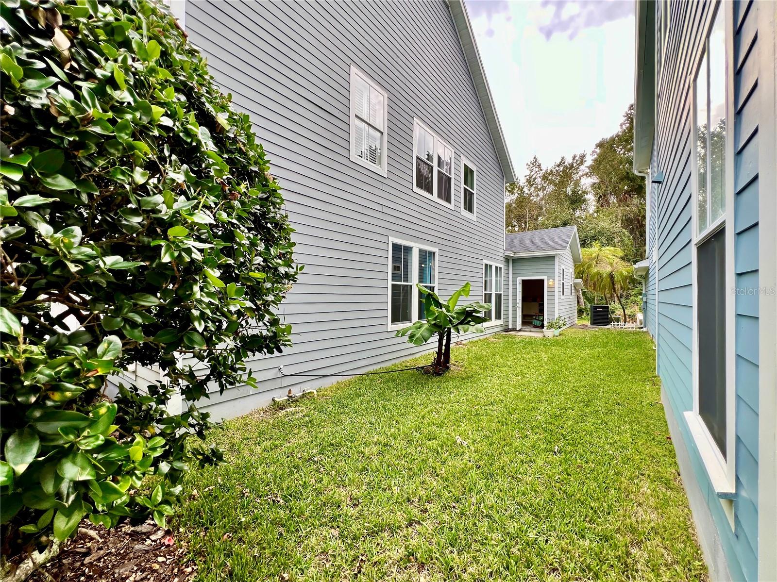 Image 18 of 39 For 839 Lake Evalyn Drive