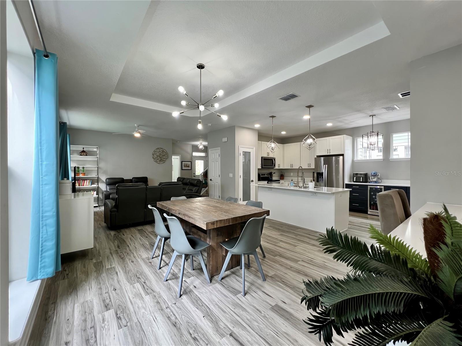 Image 2 of 39 For 839 Lake Evalyn Drive