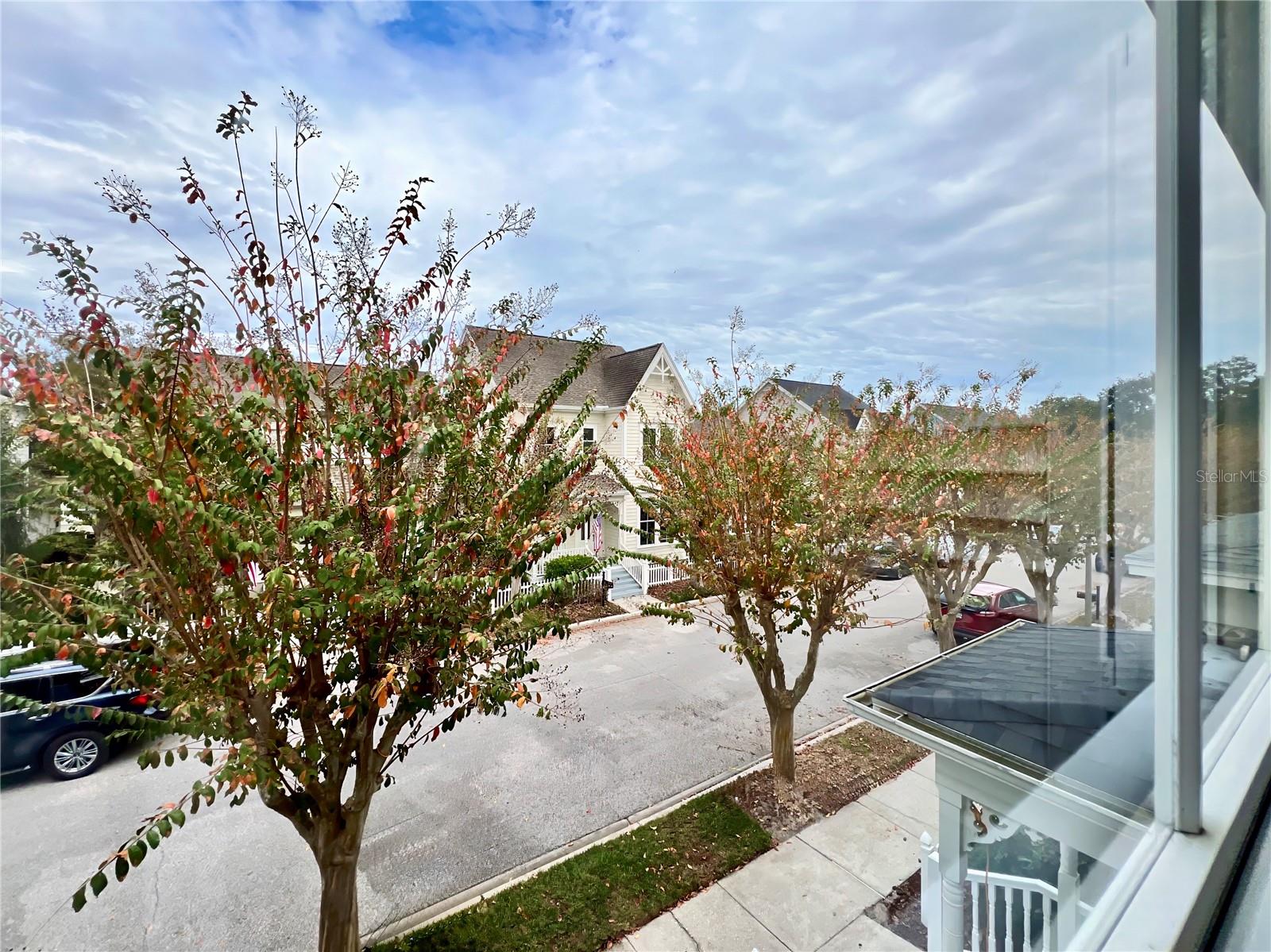 Image 31 of 39 For 839 Lake Evalyn Drive