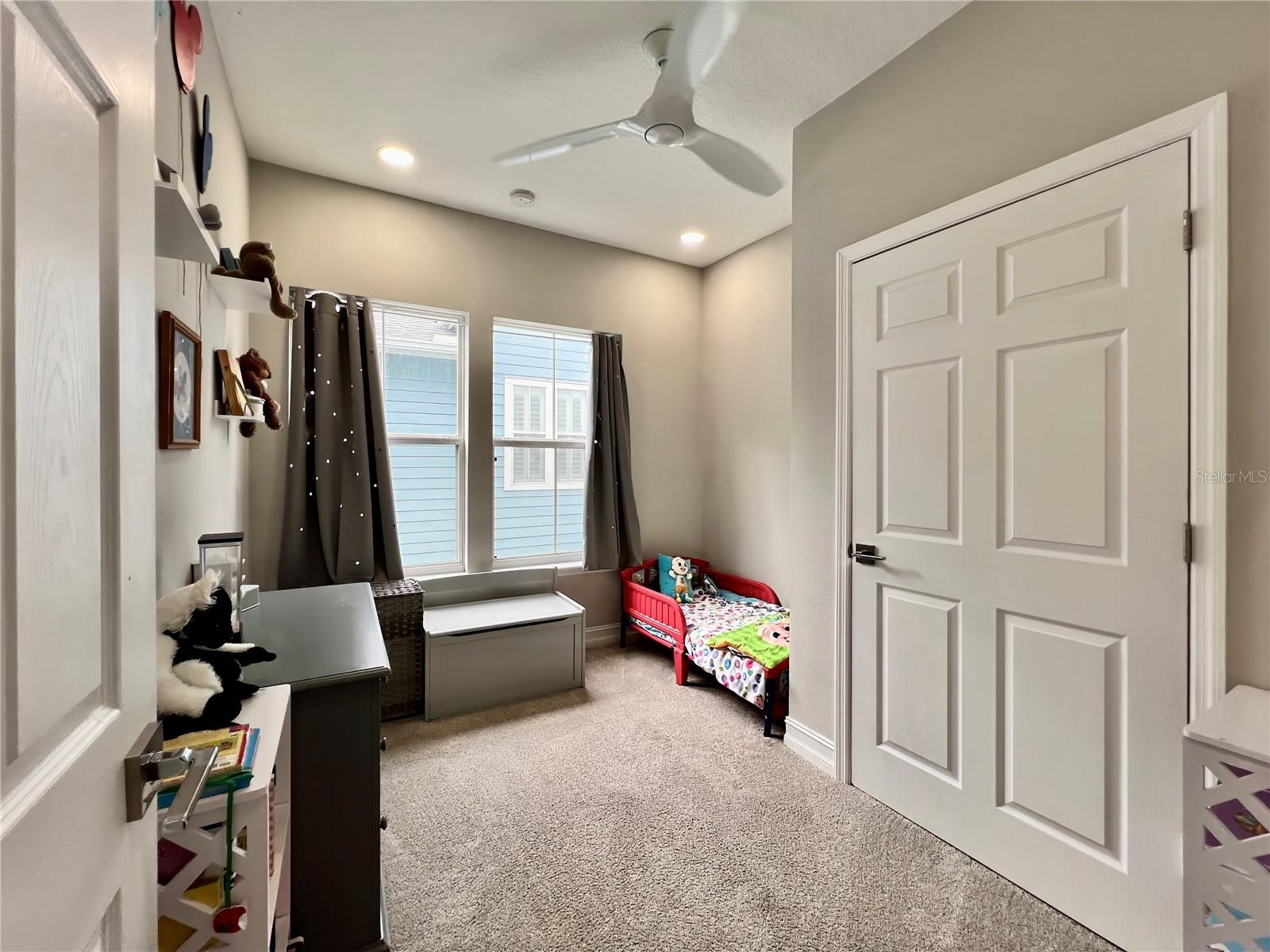 Image 35 of 39 For 839 Lake Evalyn Drive