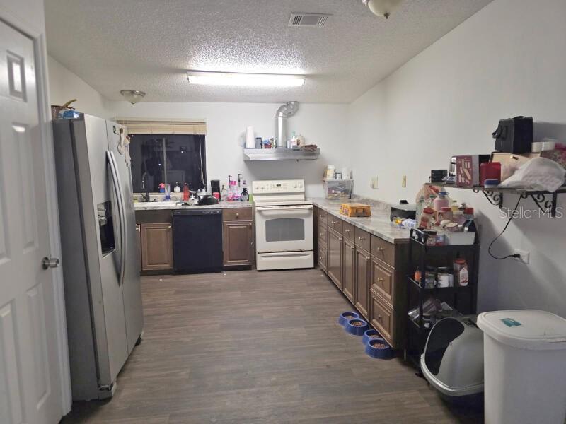 Image 9 of 12 For 13126 Hicks Road