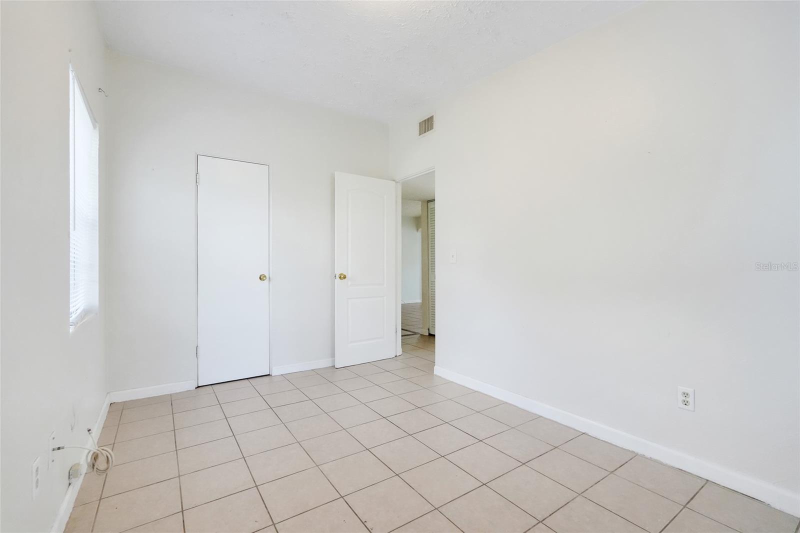 Image 17 of 43 For 107 Garrison Drive