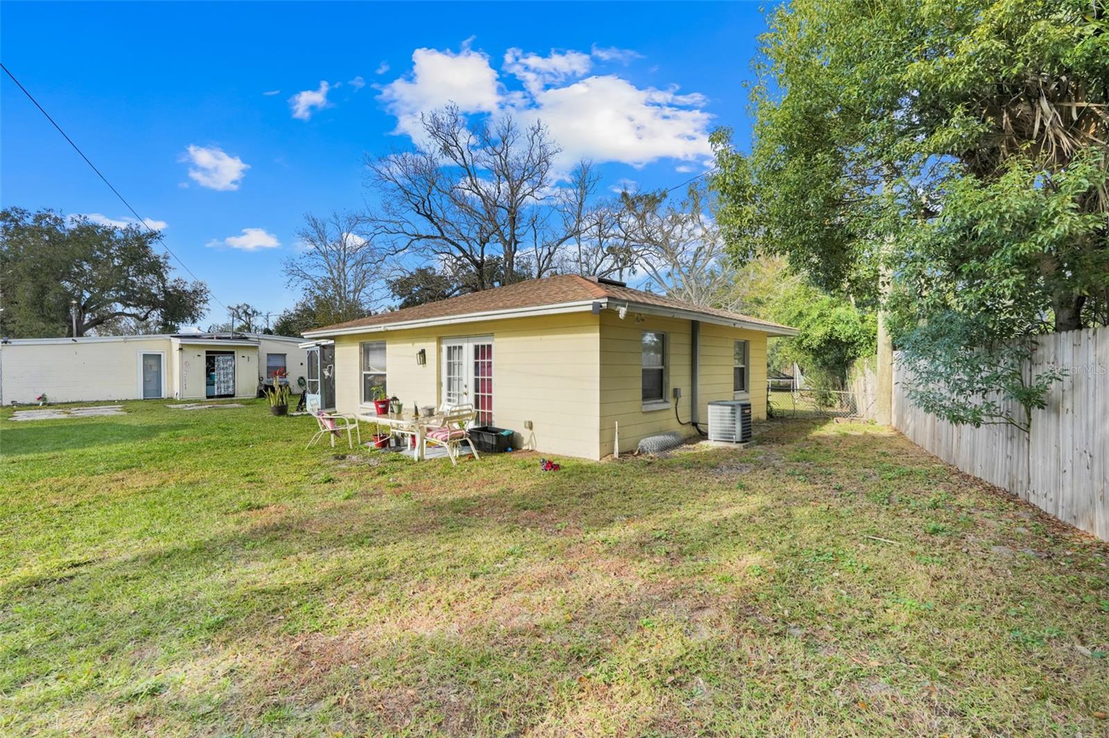 Image 23 of 43 For 107 Garrison Drive