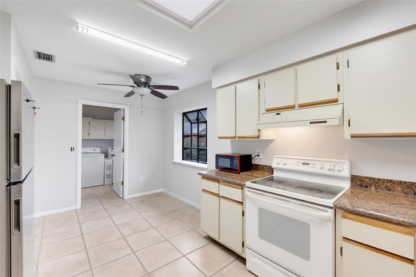 Image 16 of 36 For 794 Austin Court