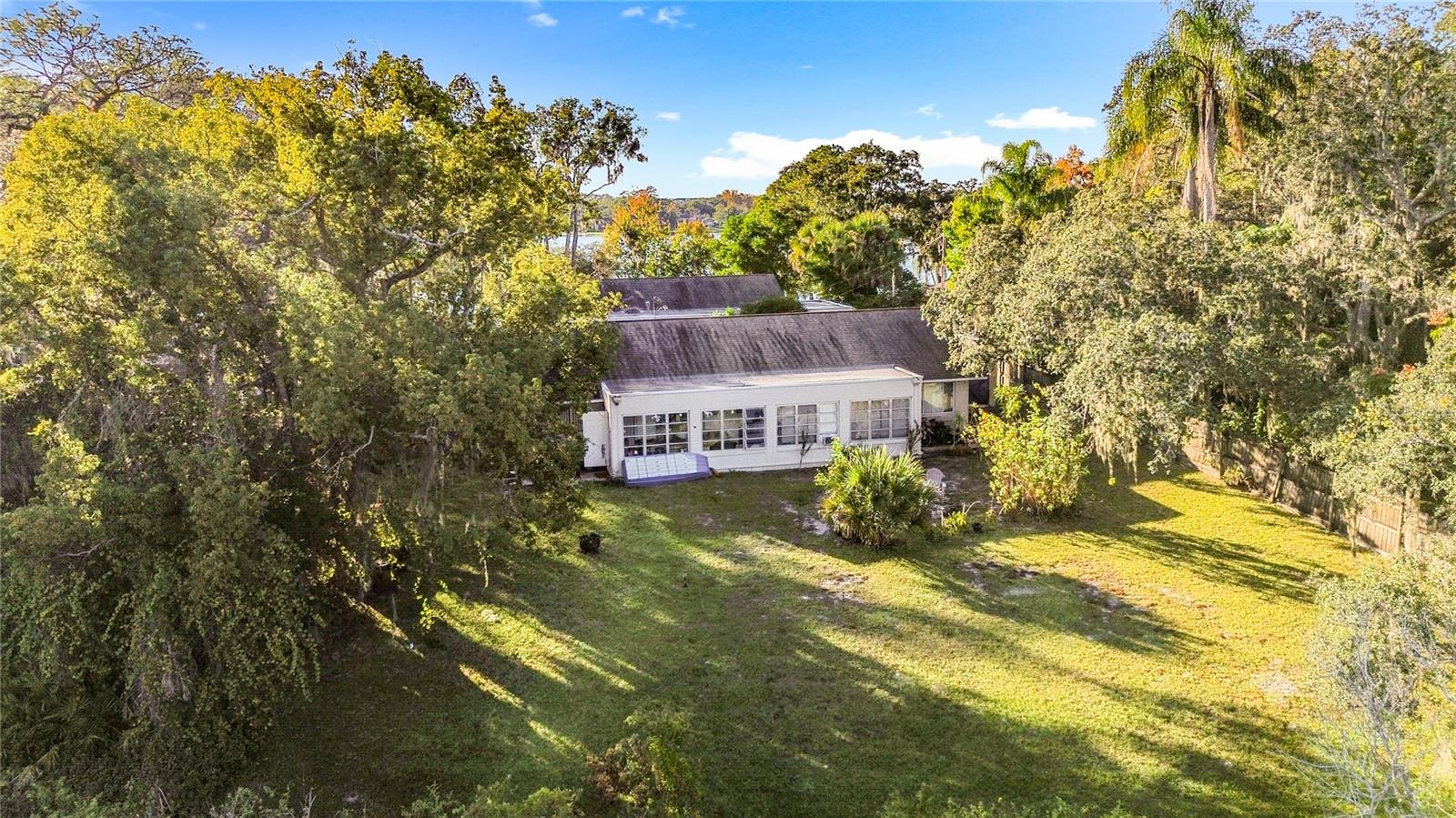 Image 61 of 78 For 833 Oxford Street