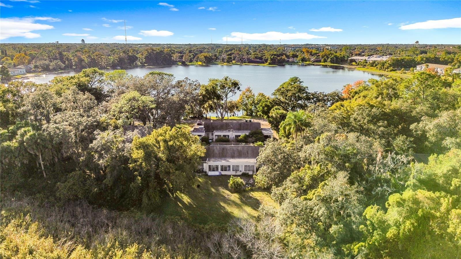 Image 62 of 78 For 833 Oxford Street