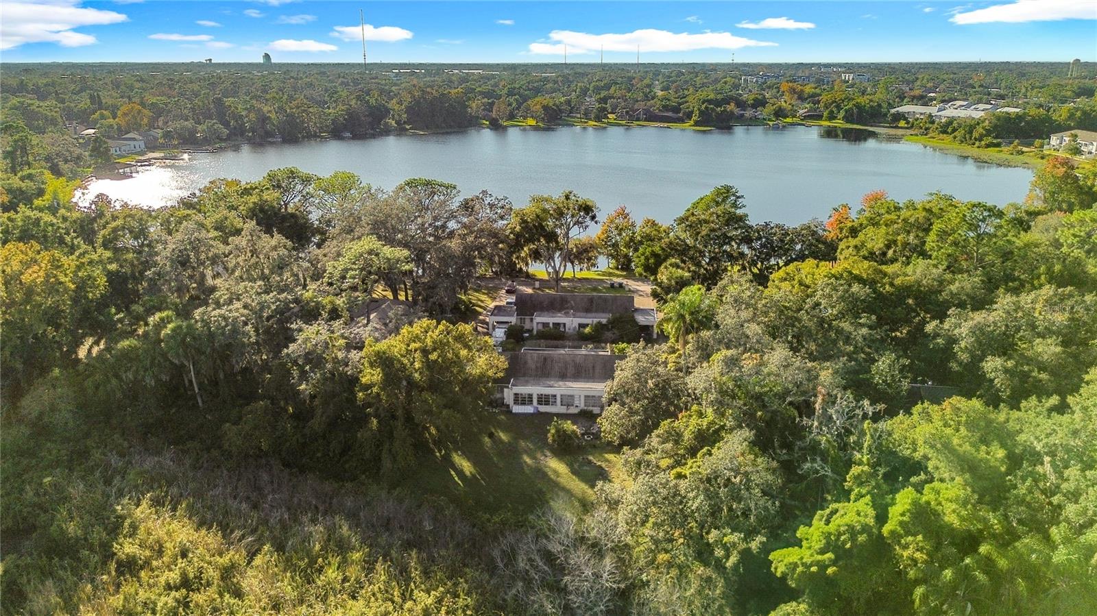 Image 65 of 78 For 833 Oxford Street