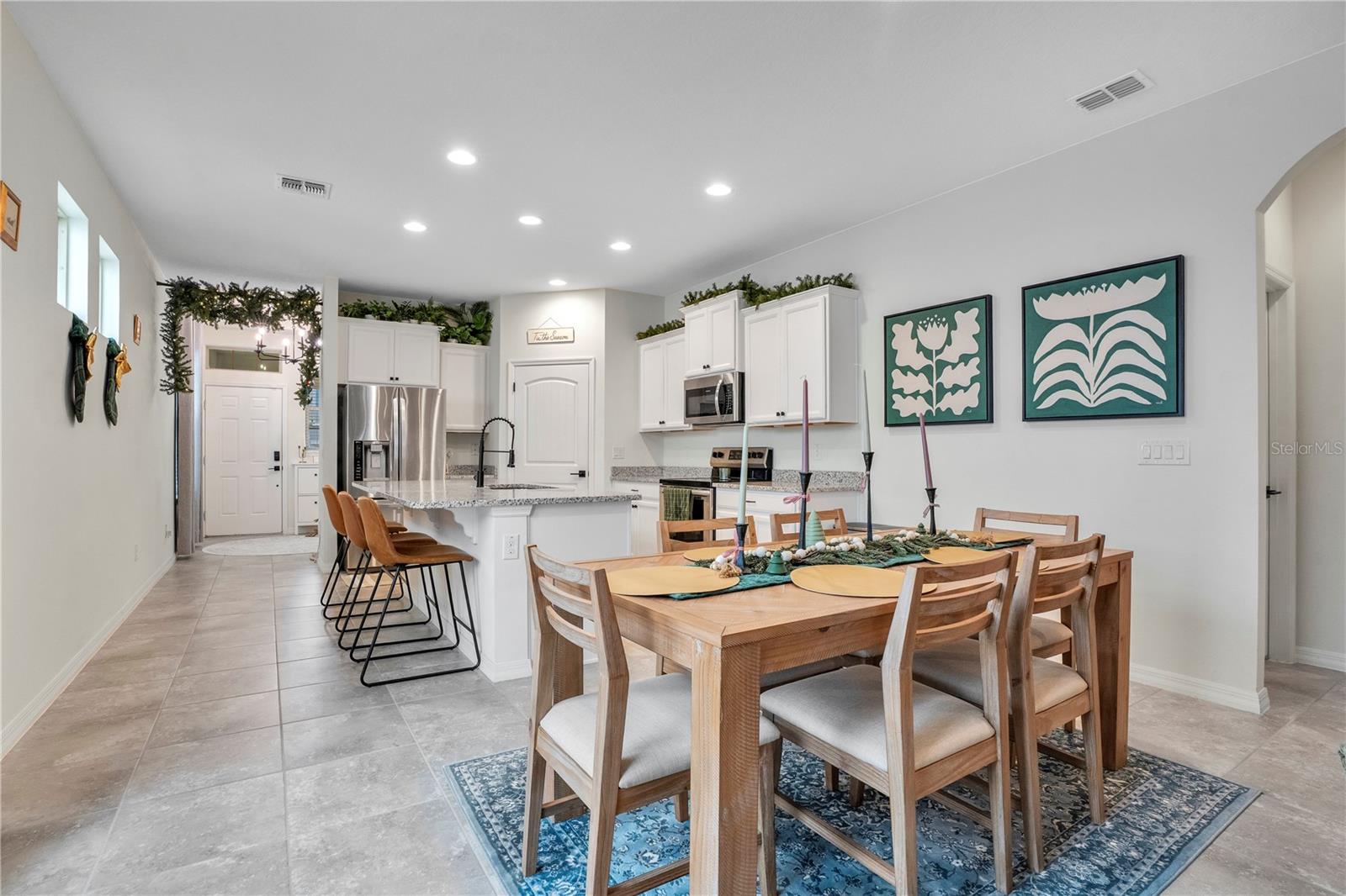 Image 18 of 49 For 16125 Azure Key Street