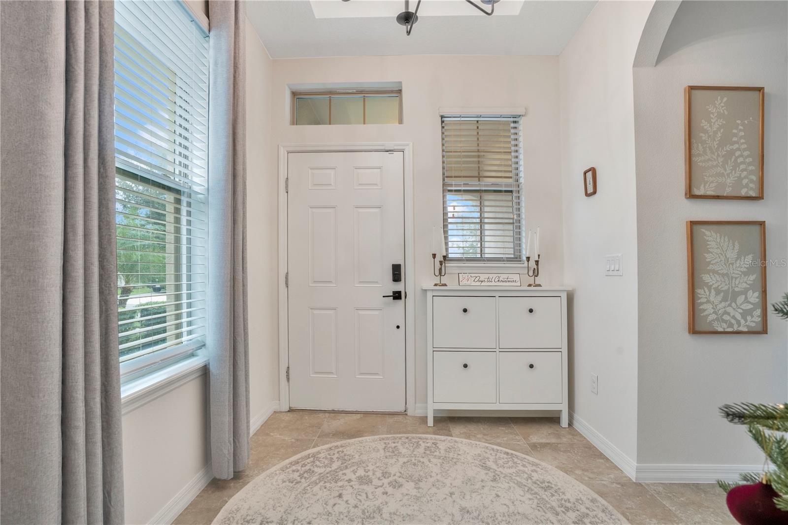 Image 19 of 49 For 16125 Azure Key Street