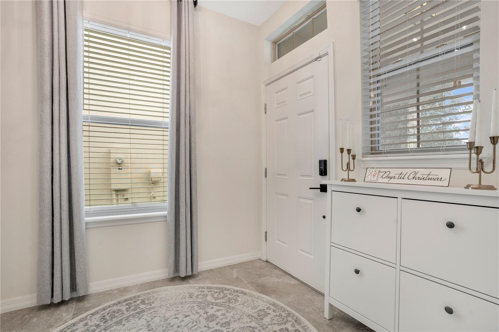 Image 21 of 49 For 16125 Azure Key Street