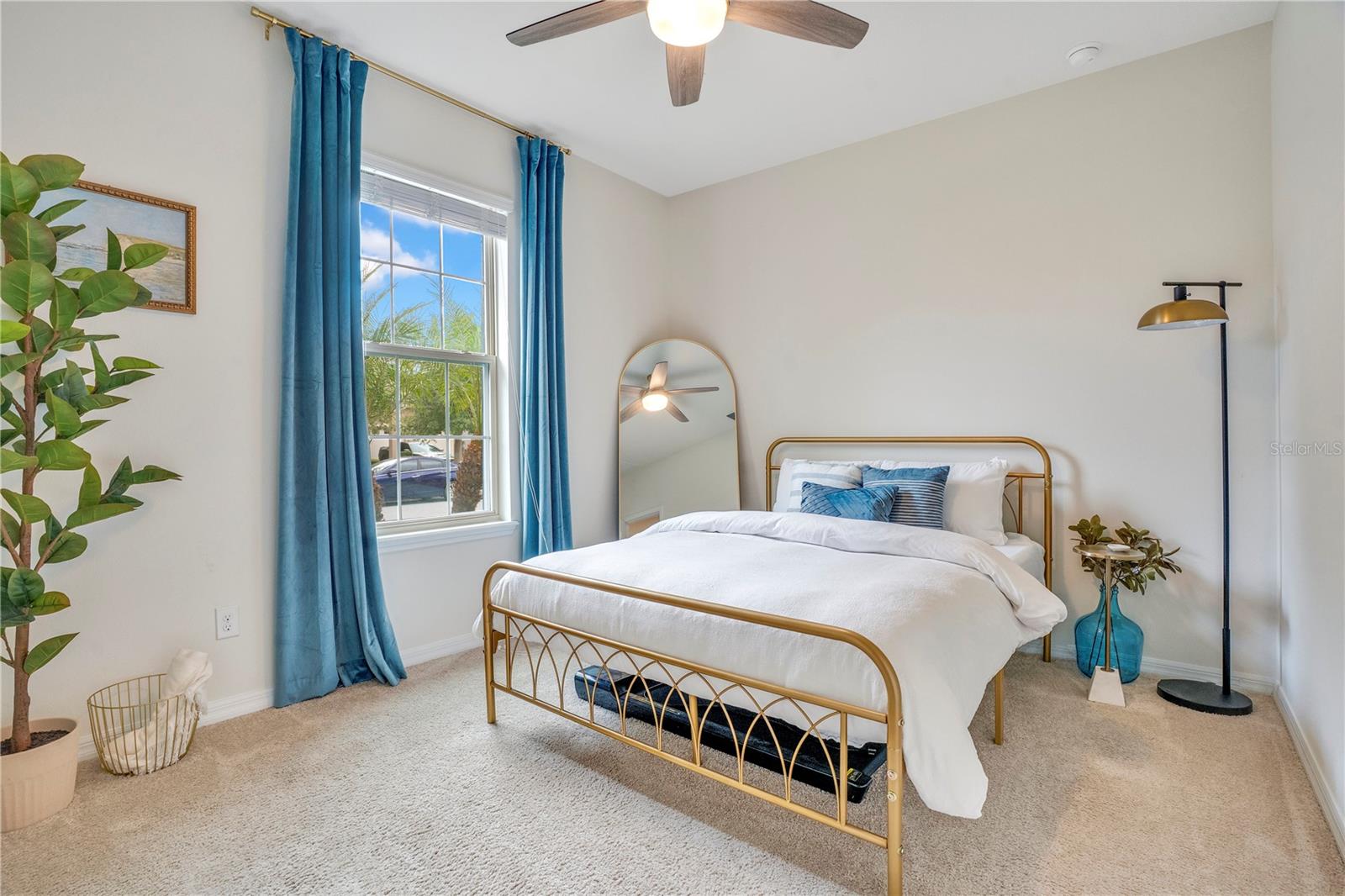 Image 27 of 49 For 16125 Azure Key Street