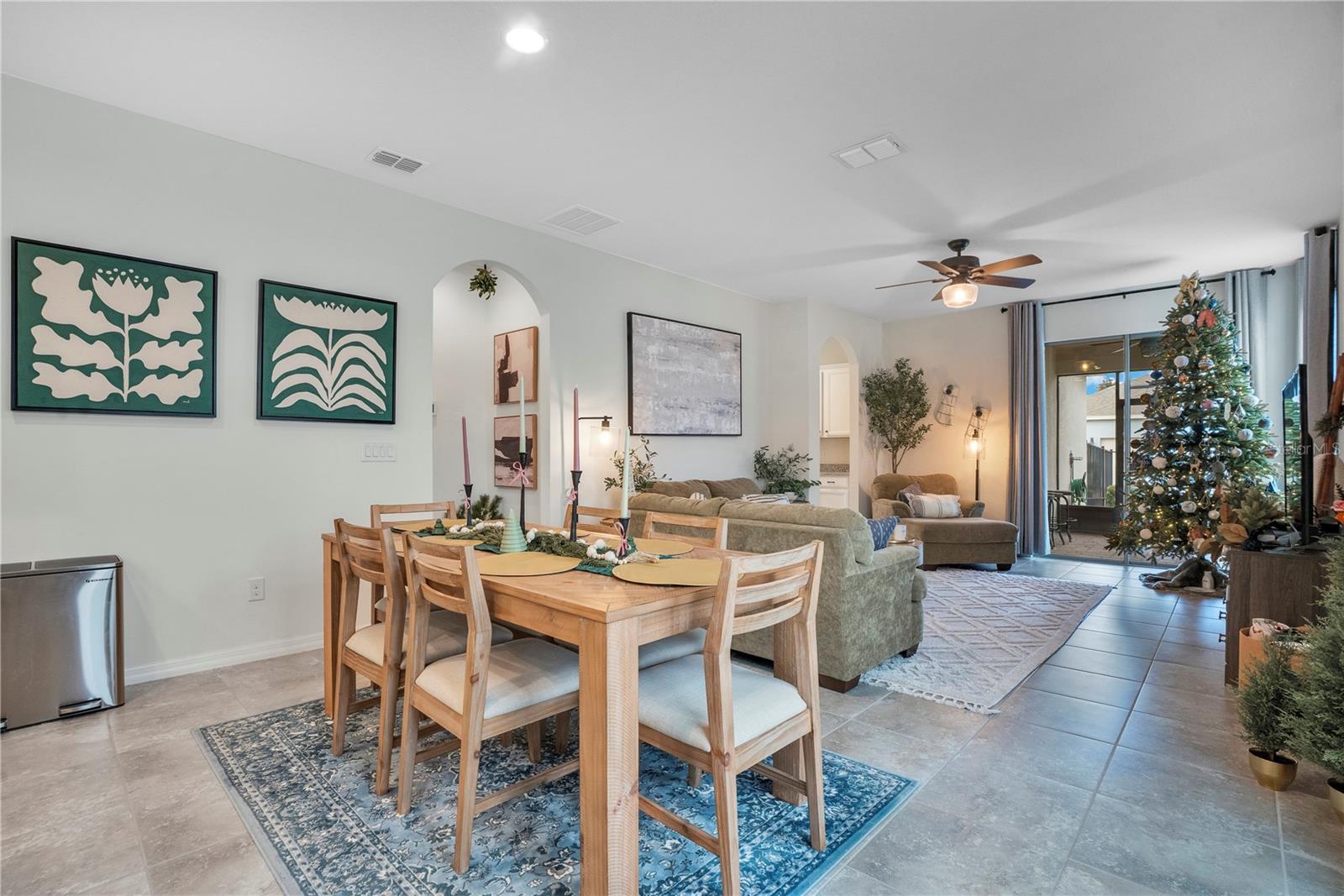 Image 3 of 49 For 16125 Azure Key Street