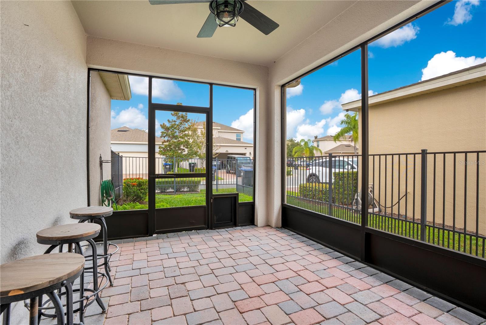 Image 30 of 49 For 16125 Azure Key Street